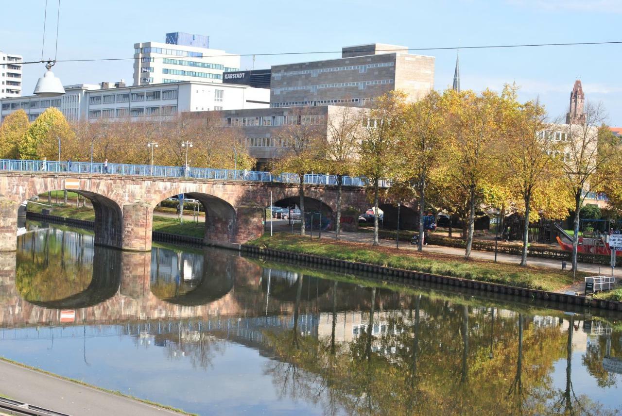 Im Grunen Am Stadtrand Saarbrucken Bagian luar foto